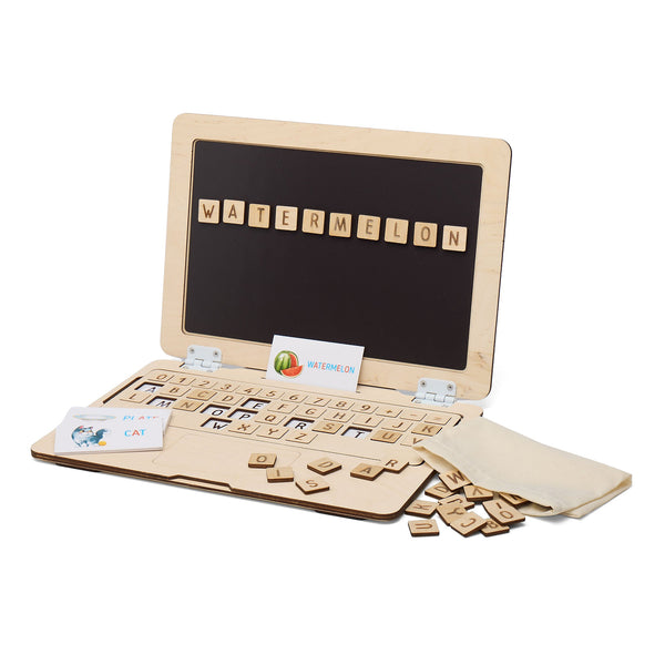 Развивающая деревянная игра Портативный магнитный деревянный ноутбук - алфавит (английский язык)